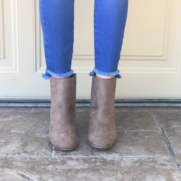 Taupe Round Toe Wrapped Chunky Heel Booties - Picture 4 of 4